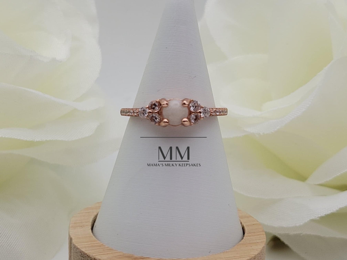 Breastmilk round ring
Cremation round ring Keepsake round ring
Sterling Silver round ring
Hair round ring, Ash round ring , Umbilical Cord round ring
BreastmilkJewelry round ring