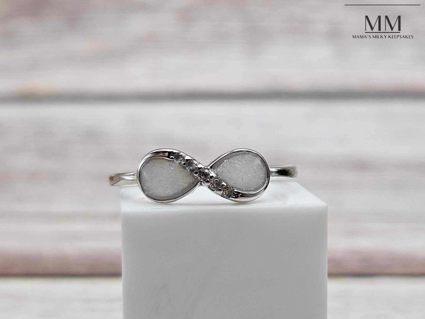 Breastmilk Infinity Ring
Cremation Infinity Ring Keepsake Infinity Ring
Sterling Silver Infinity Ring
Hair Infinity Ring, Ash Infinity Ring , Umbilical Cord Infinity Ring
BreastmilkJewelry Infinity Rings