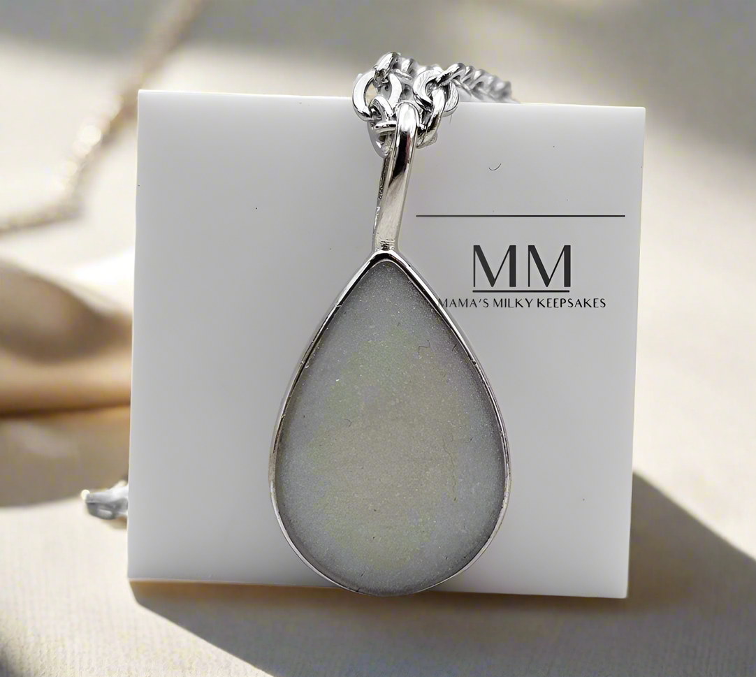 Zyla Pendant