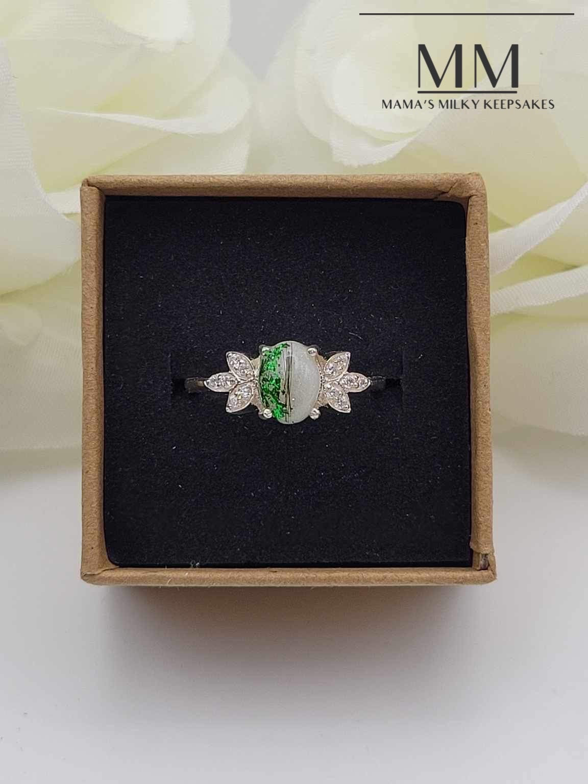 Payten Leaf Ring