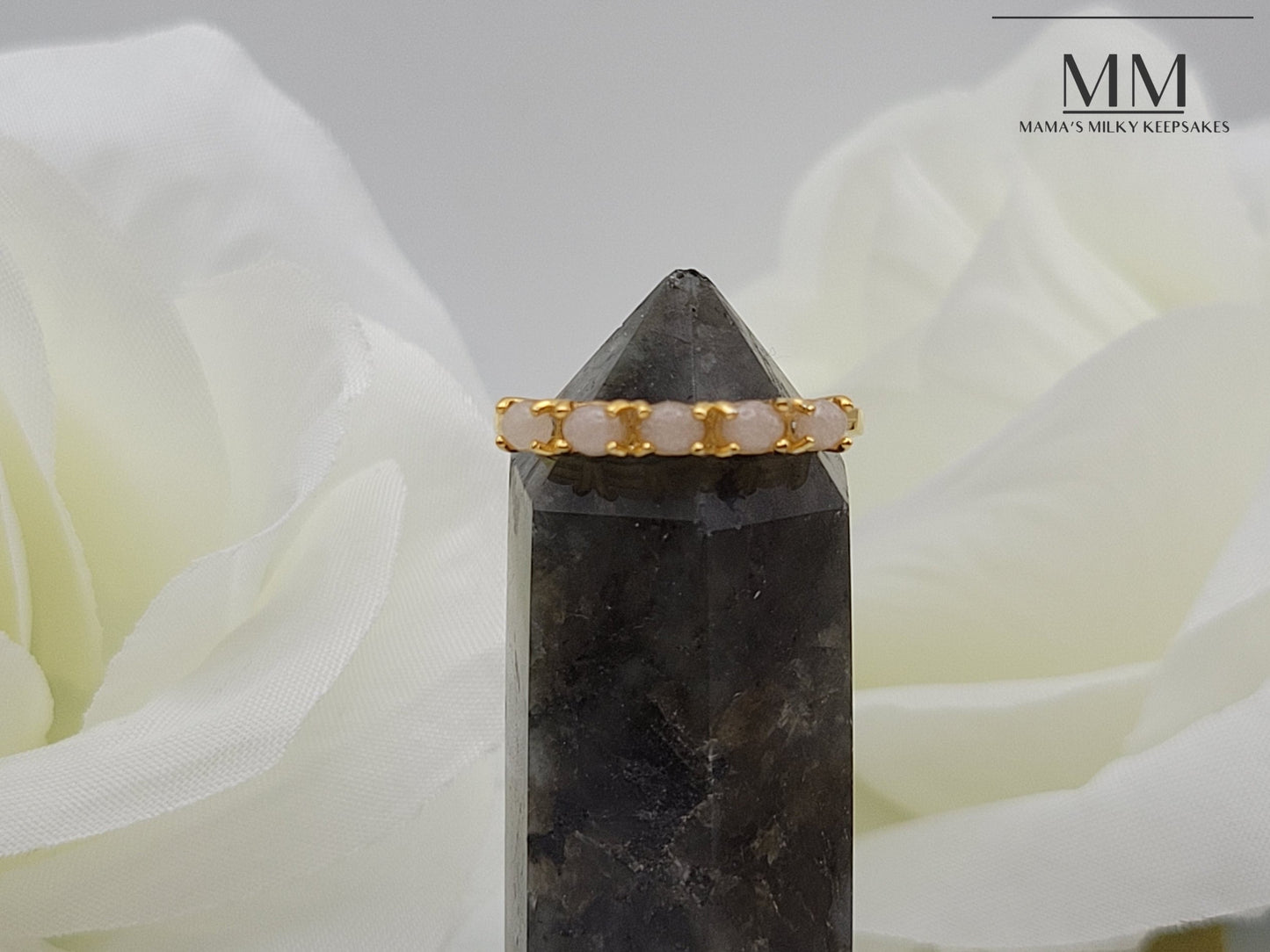 Mae Ring