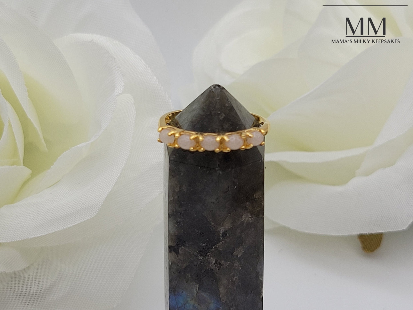 Mae Ring