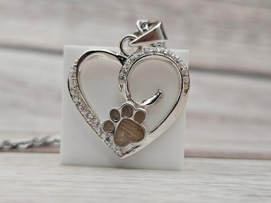 Pawprint Love Necklace DIY