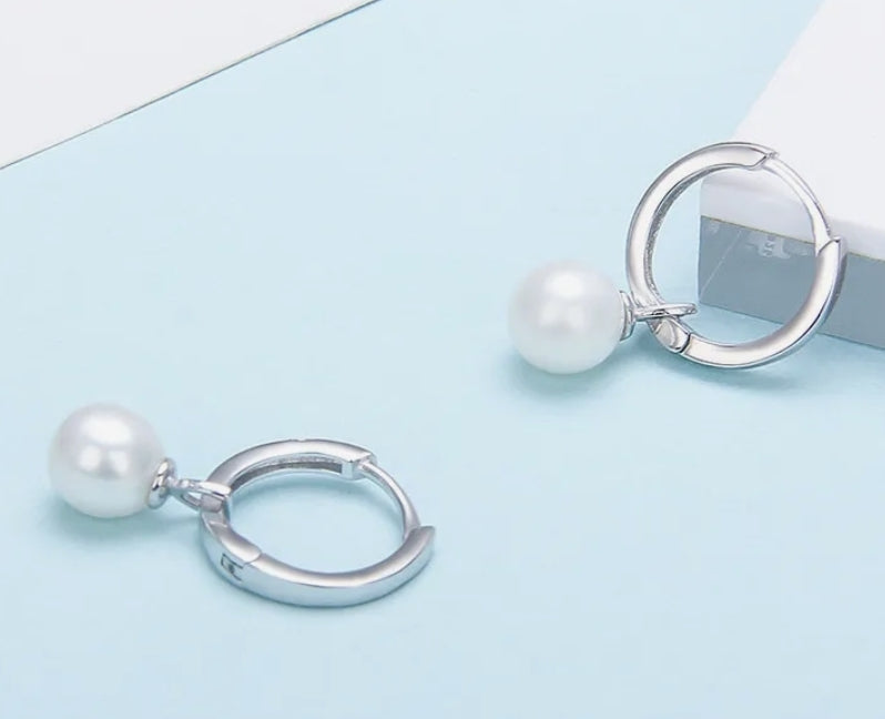 Hanging Pearl Endless Hoop Earrings
