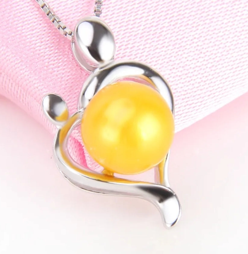 Motherhood Pearl Necklace
