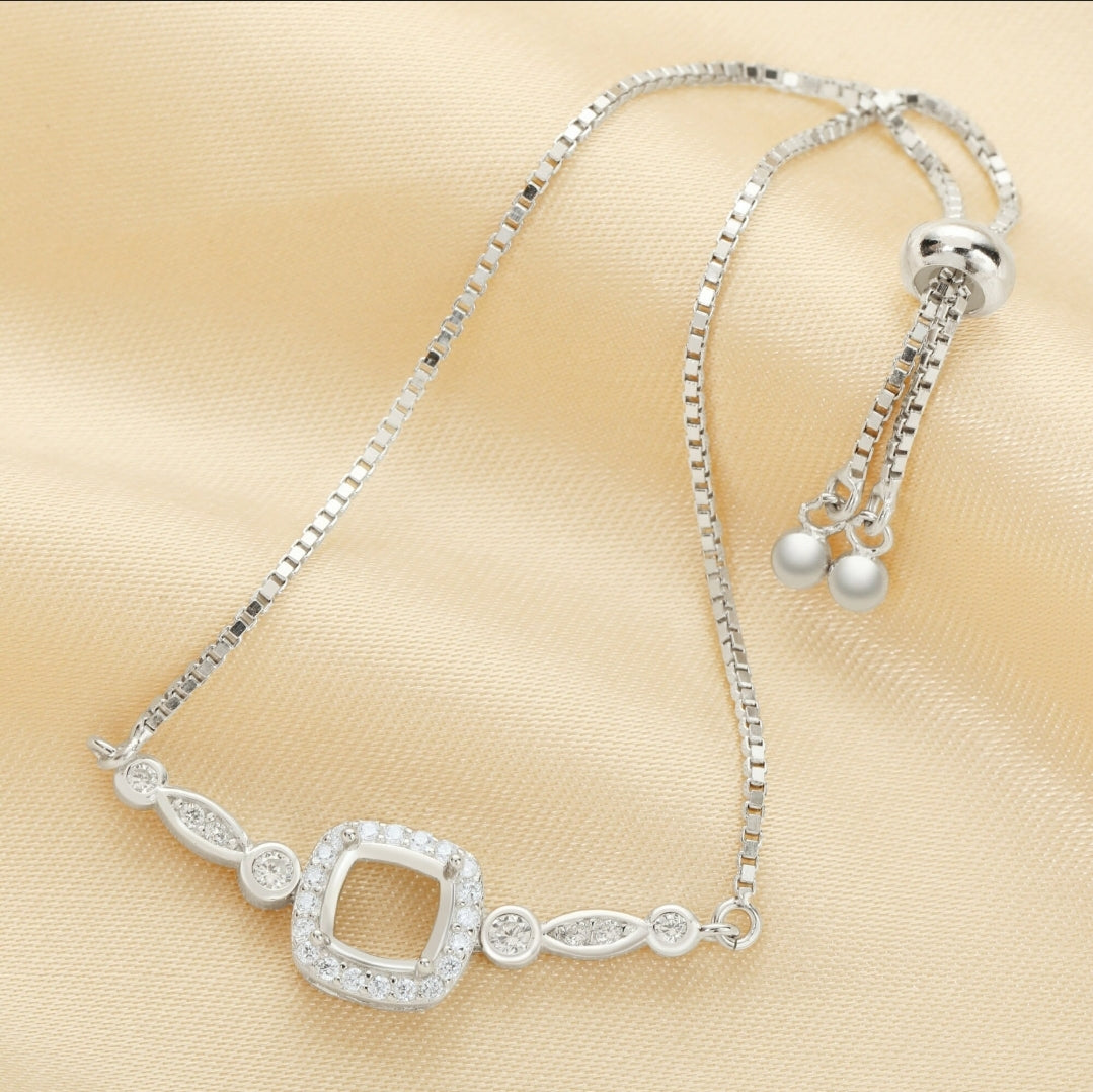 Harper Cushion Bracelet