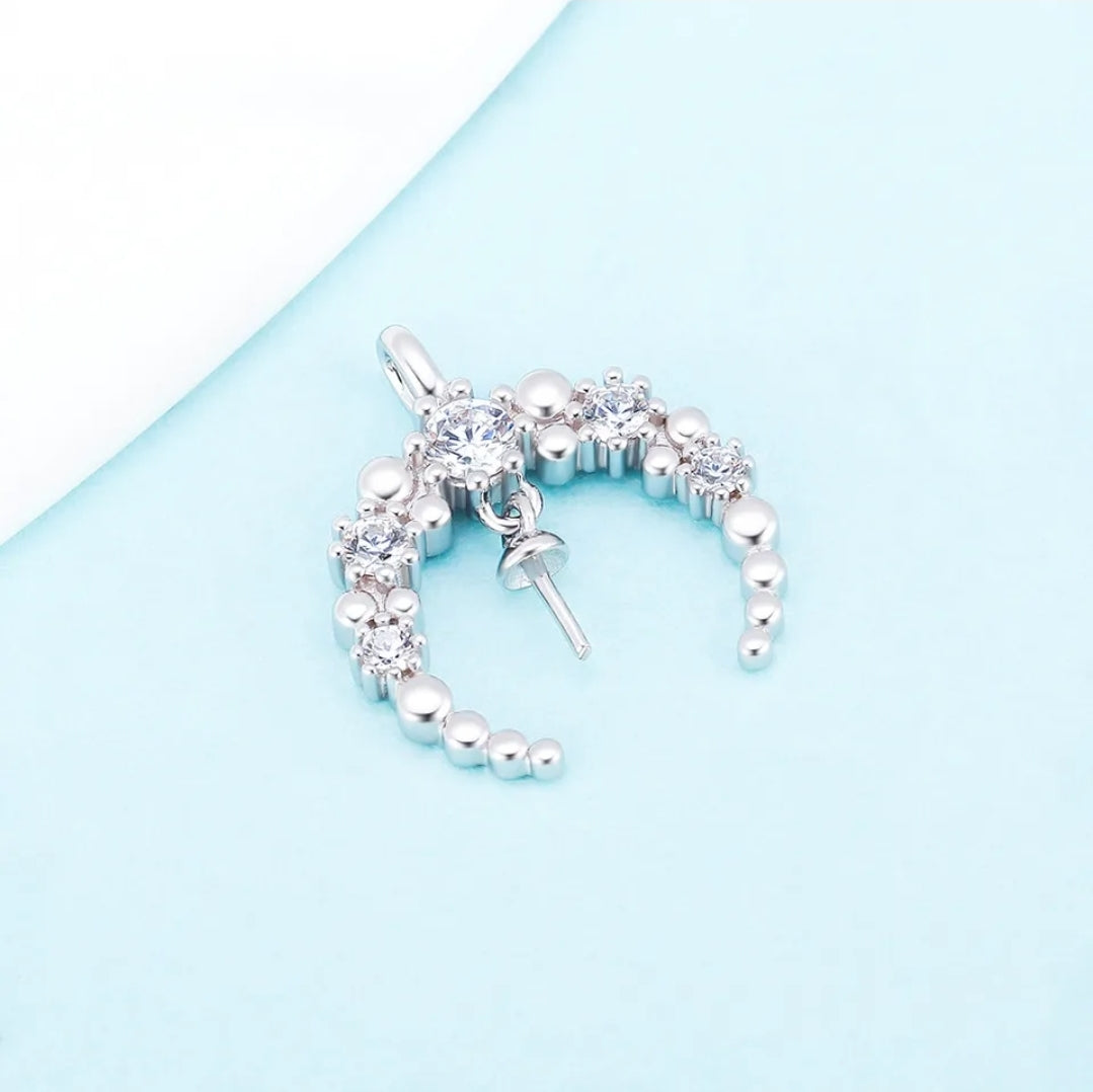 New Moon Pearl Necklace