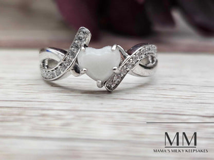 Juniper Heart Ring