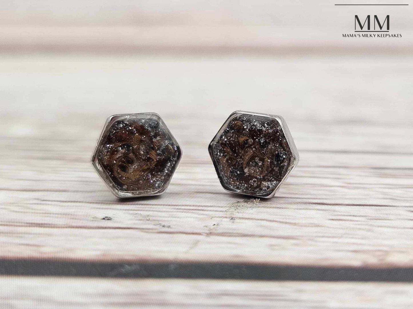 Breastmilk hexagon earrings
Cremation hexagon earrings Keepsake hexagon earrings
 Sterling Silver hexagon earrings
Hair hexagon earrings, Ash hexagon earrings , Umbilical Cord hexagon earrings
BreastmilkJewelry hexagon earrings