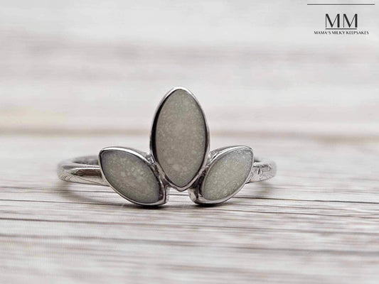 Three Leaves Ring 14k