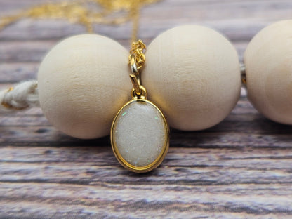 Dainty Oval Pendant