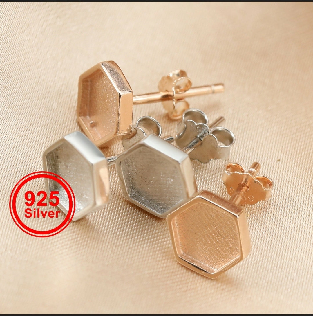 Breastmilk hexagon earrings
Cremation hexagon earrings Keepsake hexagon earrings
 Sterling Silver hexagon earrings
Hair hexagon earrings, Ash hexagon earrings , Umbilical Cord hexagon earrings
BreastmilkJewelry hexagon earrings
