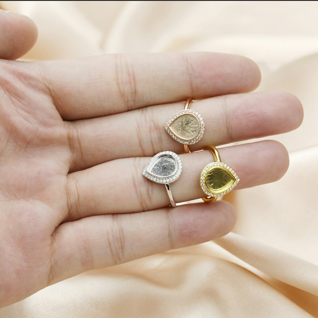 Breastmilk Teardrop Ring
Cremation  Teardrop Ring Keepsake Teardrop Ring
 Sterling Silver Teardrop Ring
Hair Teardrop Ring, Ash Teardrop , Umbilical Cord, Teardrop Ring
BreastmilkJewelry Teardrop Ring
